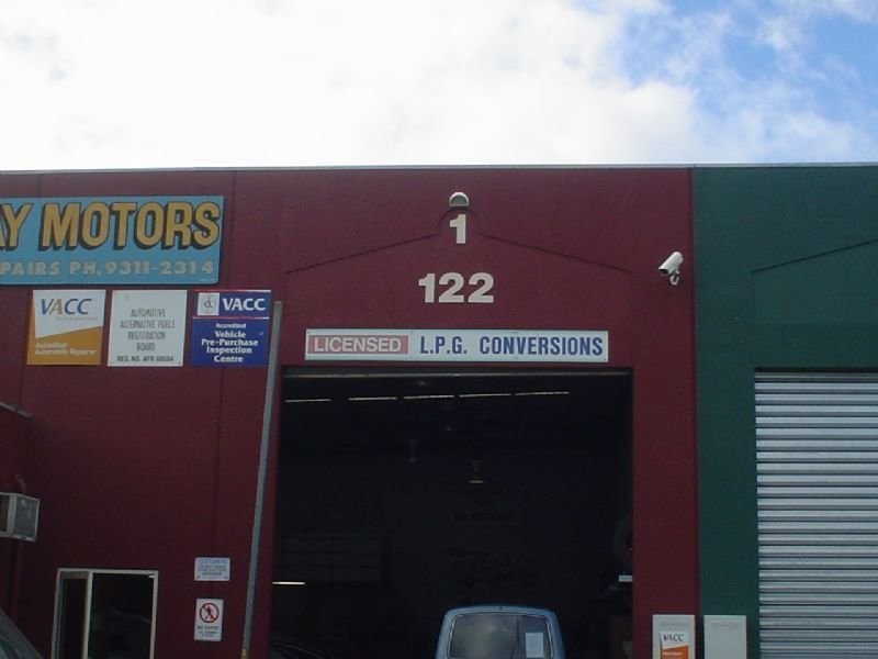 1/122 Fairbairn Road, Sunshine VIC 3020