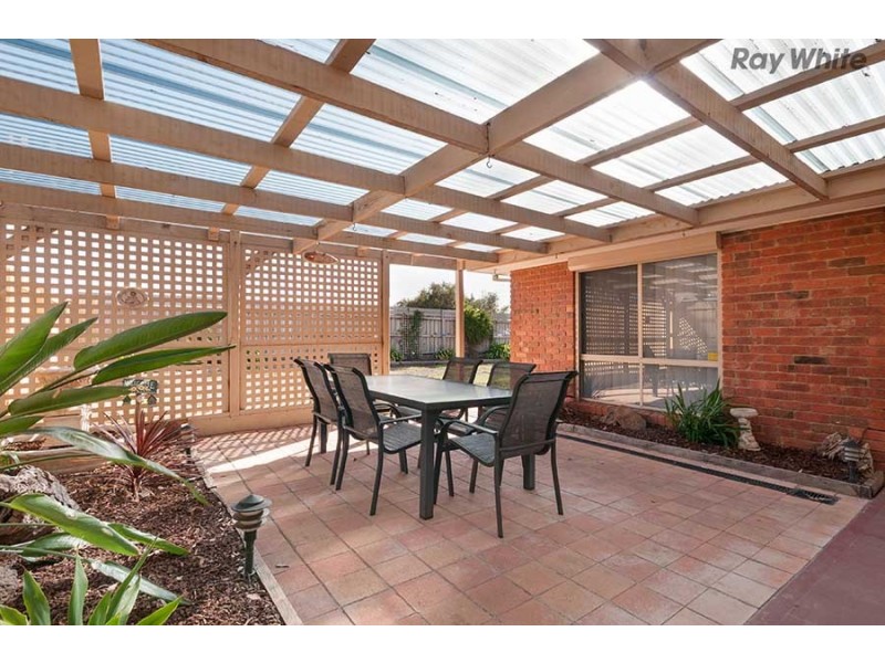38 Dundee Way, Sydenham VIC 3037