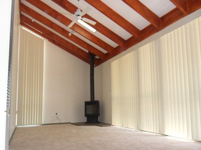 24 Broula Court, Taylors Lakes VIC 3038