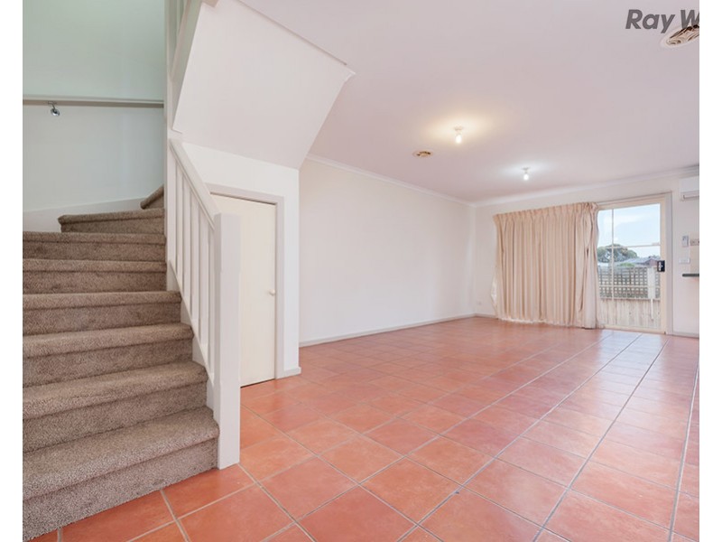 11 Village Avenue, Taylors Lakes VIC 3038