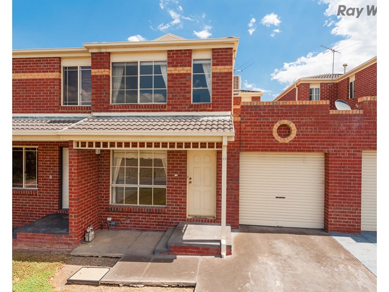 11 Village Avenue, Taylors Lakes VIC 3038