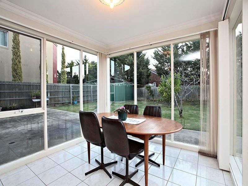 3 Sandpiper Drive, Taylors Lakes VIC 3038