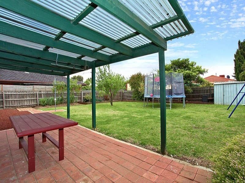 2 Sirius Court, Keilor Downs VIC 3038