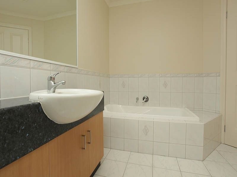 7/504-506 Melton Highway, Sydenham VIC 3037