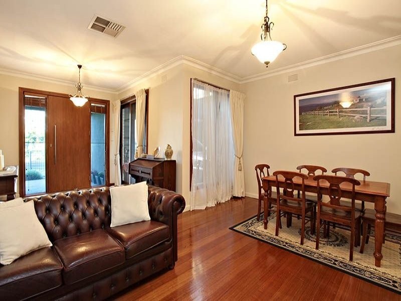 9 Gerona Court, Keilor VIC 3036