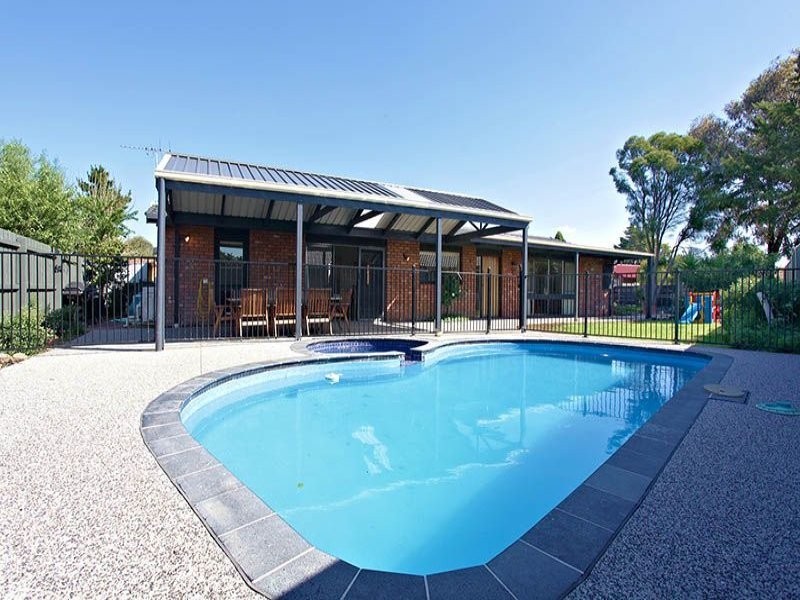 4 Sorell Court, Keilor Downs VIC 3038