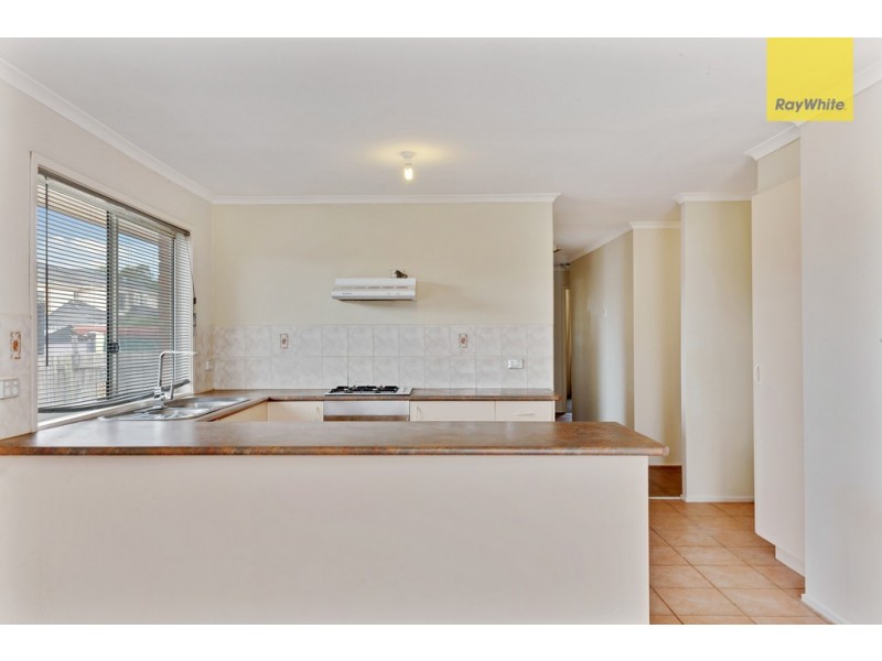 16 Bungarim Wynd, Sydenham VIC 3037