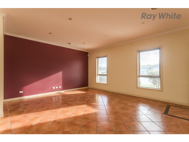 6/45 Wentworth Drive, Taylors Lakes VIC 3038