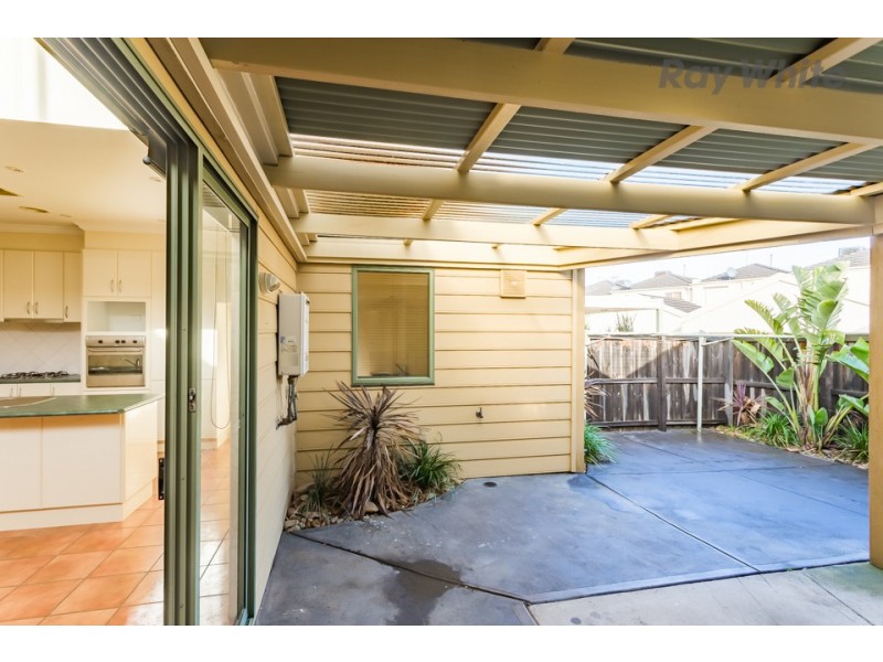 6/45 Wentworth Drive, Taylors Lakes VIC 3038