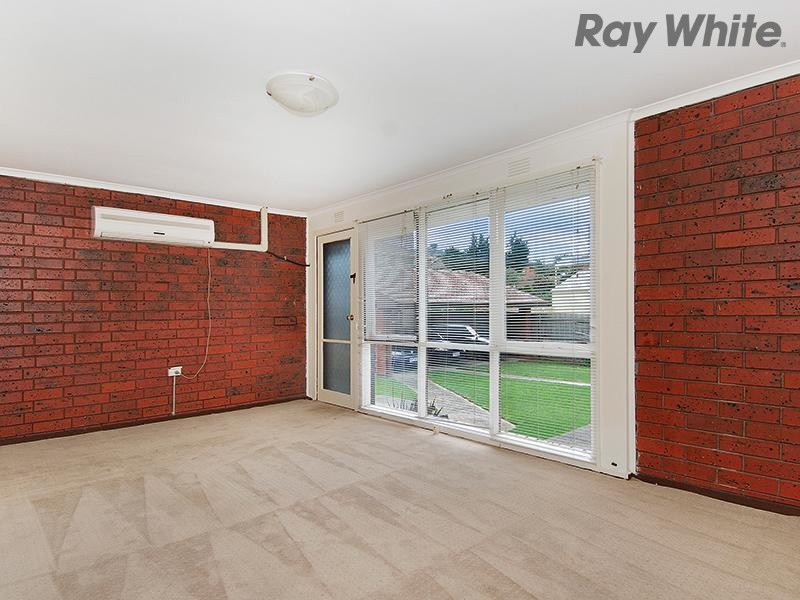 2/42 Kingsley Road, Airport West VIC 3042