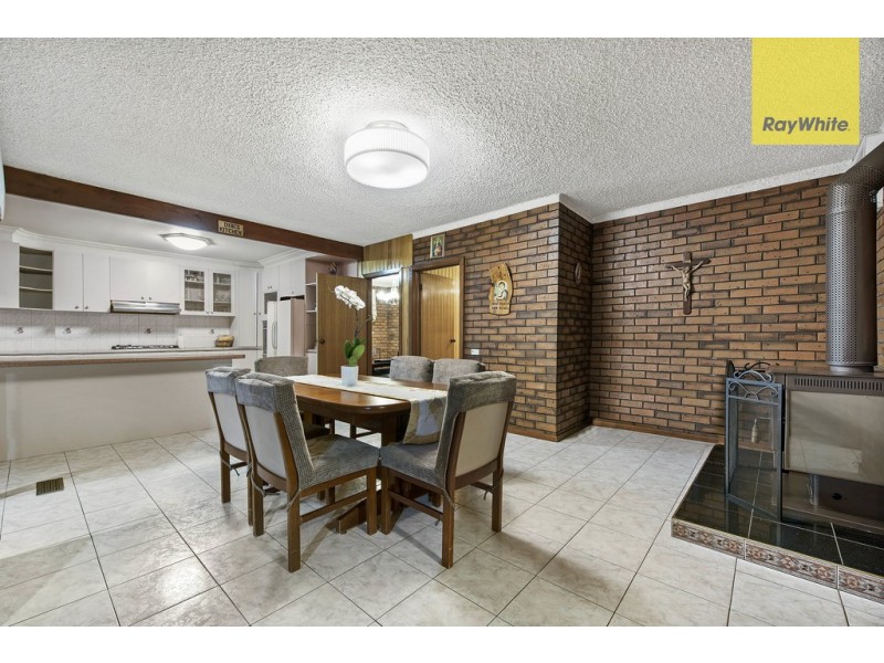 22 Belmont Avenue, Keilor Downs VIC 3038