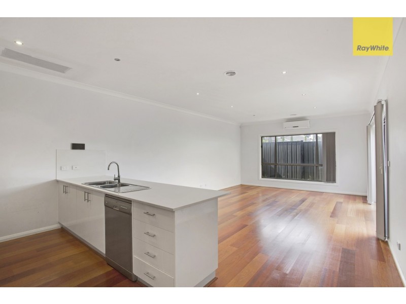 4/12 Beaumont Court, Sydenham VIC 3037