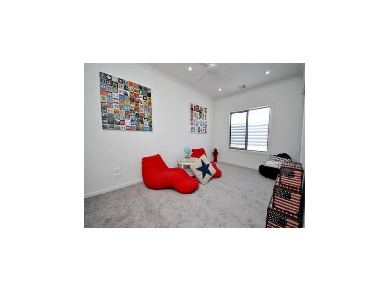 1/322 Melrose Drive, Tullamarine VIC 3043