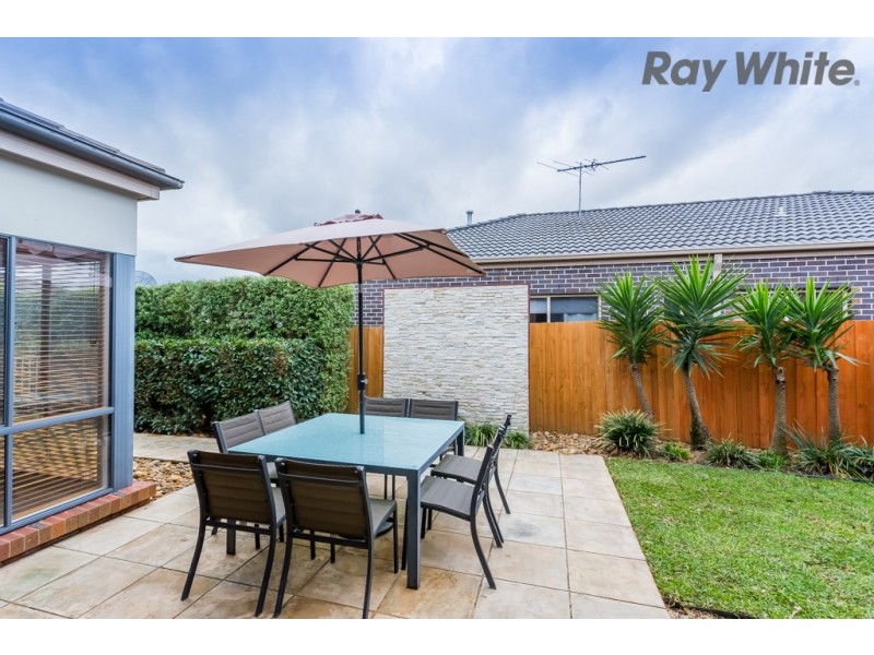 5 York Close, Taylors Hill VIC 3037