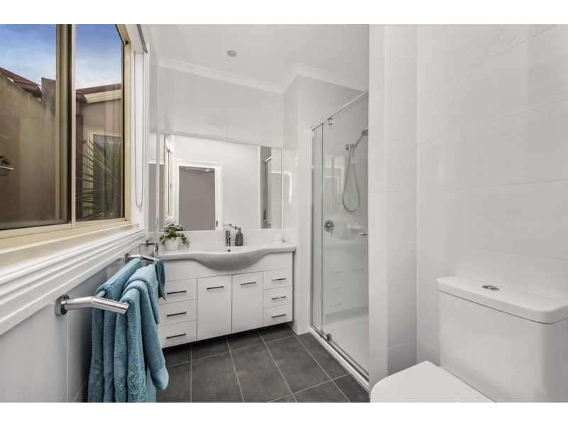 78 Delbridge Drive, Sydenham VIC 3037