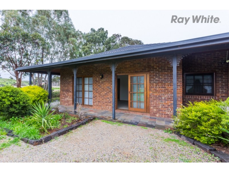 142a Milburn Road, Keilor VIC 3036
