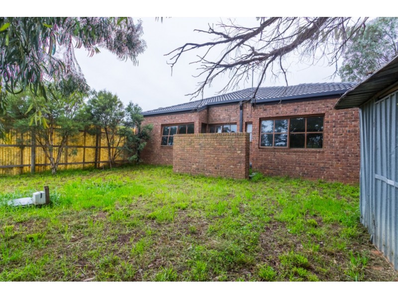 142a Milburn Road, Keilor VIC 3036
