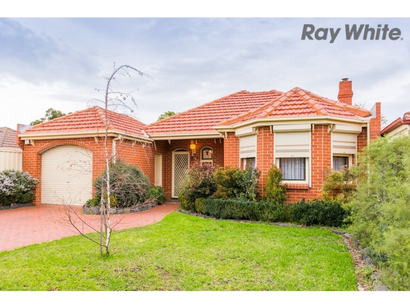 4 Poa Court, Delahey VIC 3037
