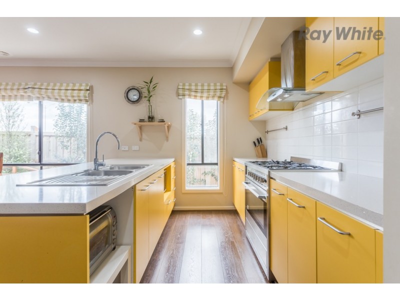 20 Devonport court, Taylors Hill VIC 3037