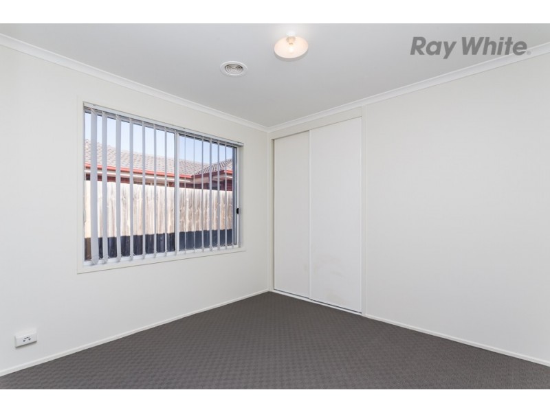 14 Elgin Close, Hillside VIC 3037