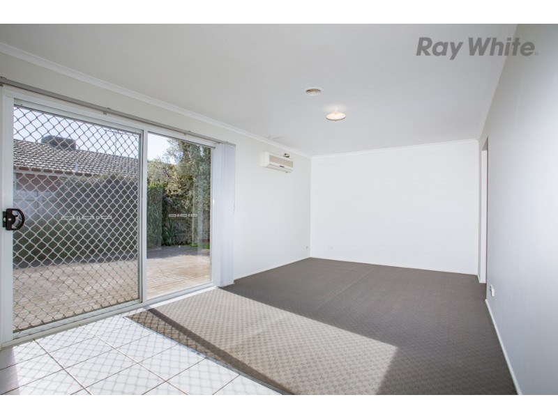 14 Elgin Close, Hillside VIC 3037