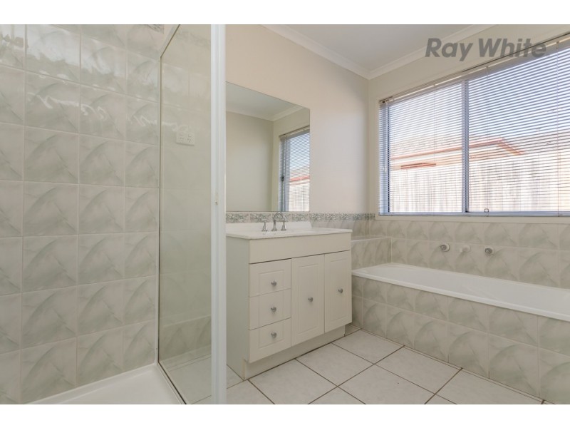 14 Elgin Close, Hillside VIC 3037