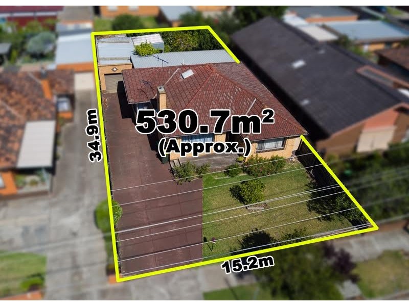 38 Oleander Drive, St Albans VIC 3021