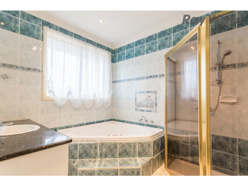 57 Tasman Crescent, Taylors Lakes VIC 3038