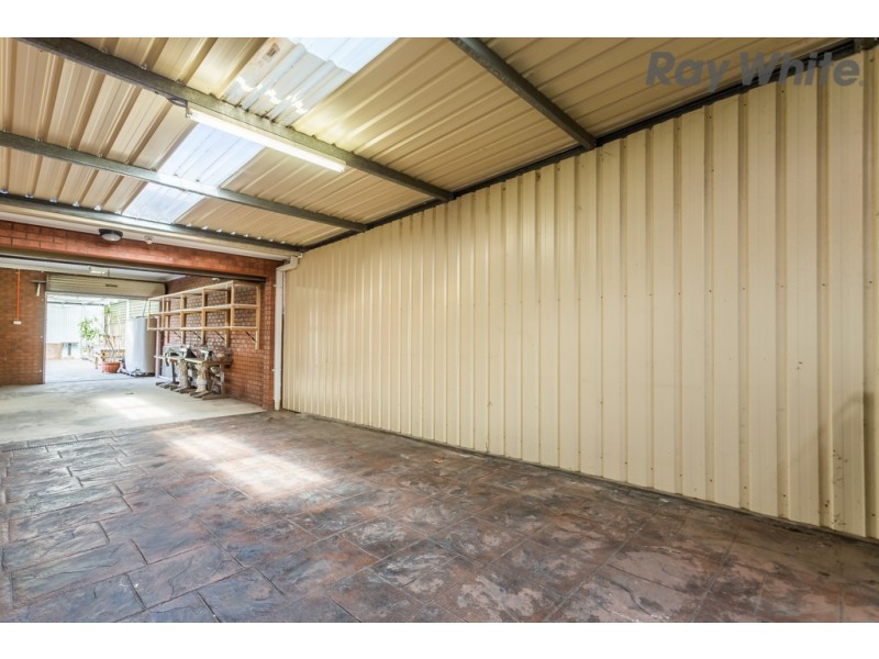 57 Tasman Crescent, Taylors Lakes VIC 3038