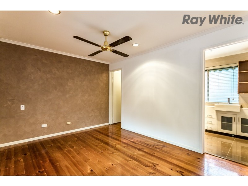 72 Lady Nelson Way, Taylors Lakes VIC 3038