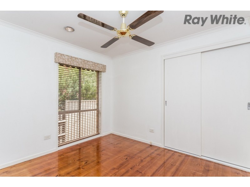 72 Lady Nelson Way, Taylors Lakes VIC 3038