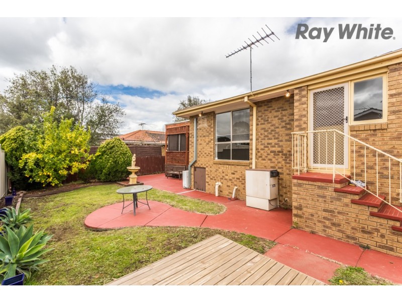 72 Lady Nelson Way, Taylors Lakes VIC 3038