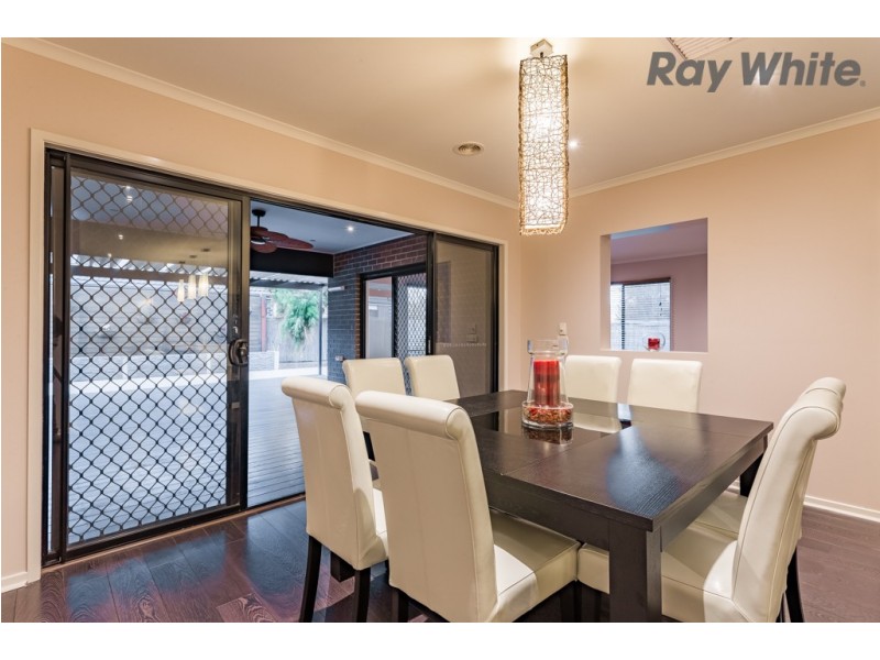 52 Barringo Way, Caroline Springs VIC 3023