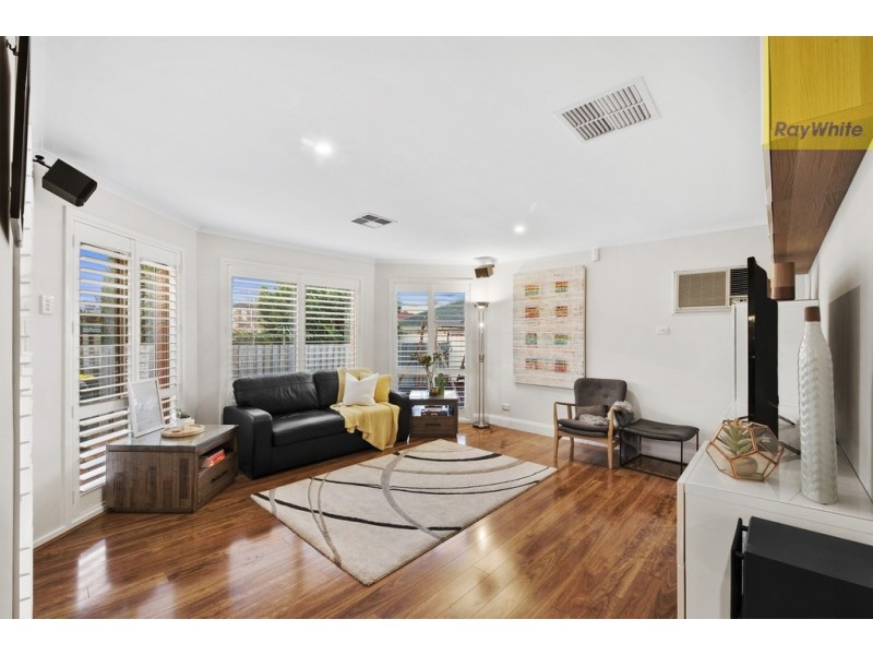 10 Corama Court, Sydenham VIC 3037