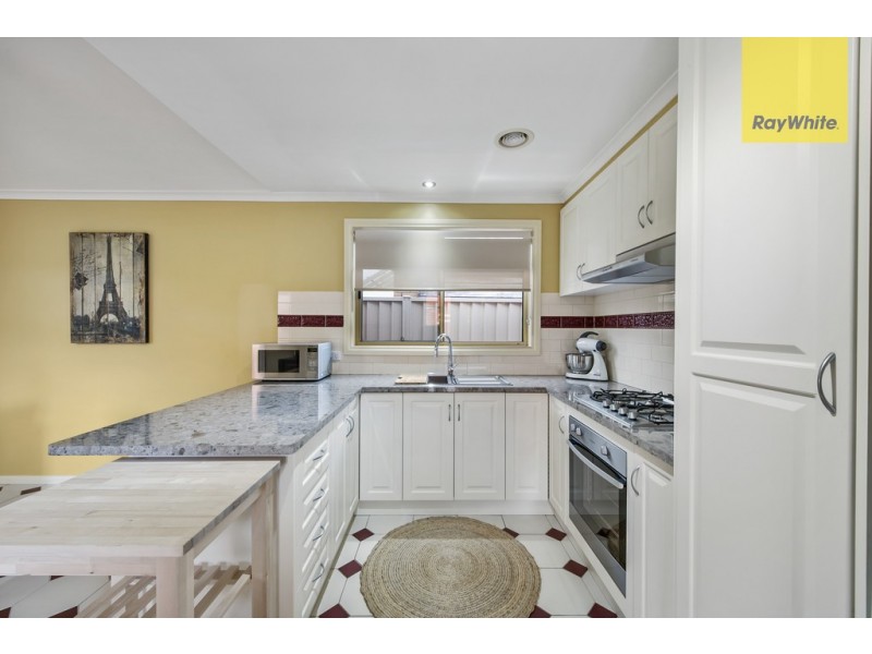 2/5 Marriot Road, Keilor Downs VIC 3038