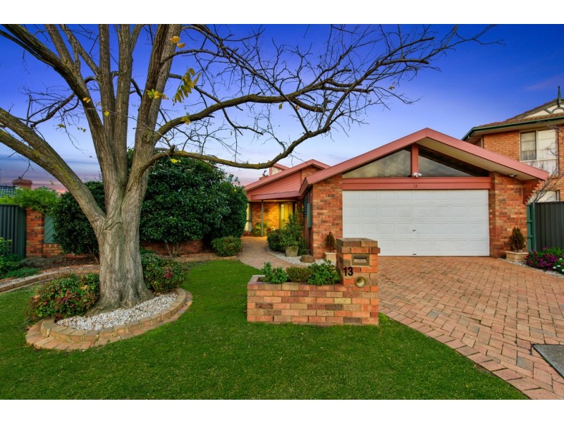 13 Constellation Court, Taylors Lakes VIC 3038
