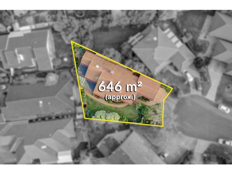 13 Constellation Court, Taylors Lakes VIC 3038