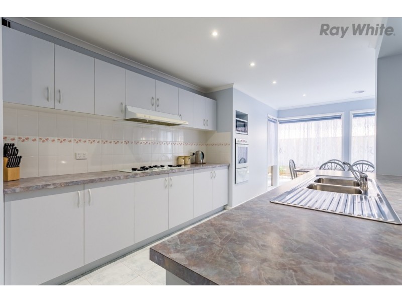 12 Treasury Place, Taylors Hill VIC 3037