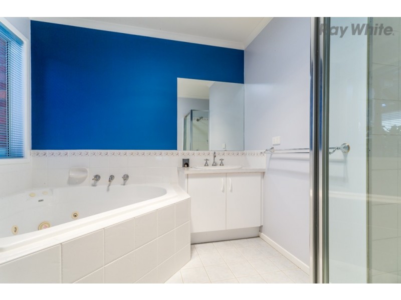 12 Treasury Place, Taylors Hill VIC 3037