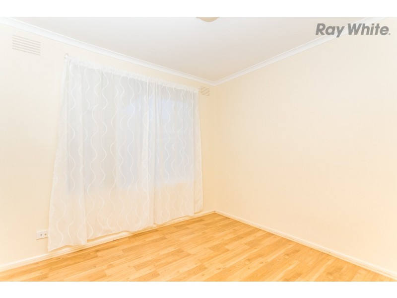 11 Calverton Road, Kealba VIC 3021