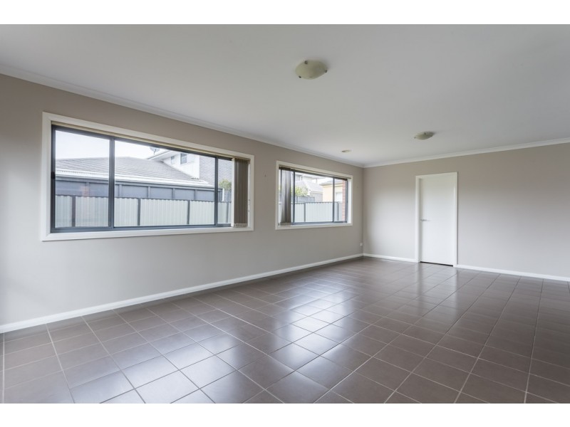 22 Viridian Drive, Hillside VIC 3037