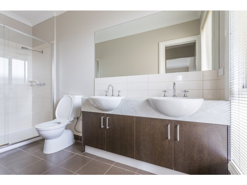 22 Viridian Drive, Hillside VIC 3037