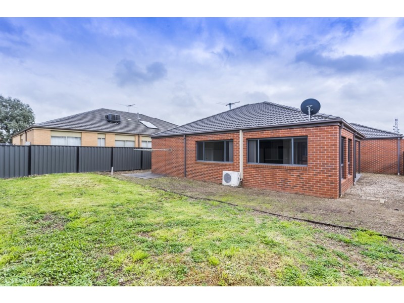 22 Viridian Drive, Hillside VIC 3037
