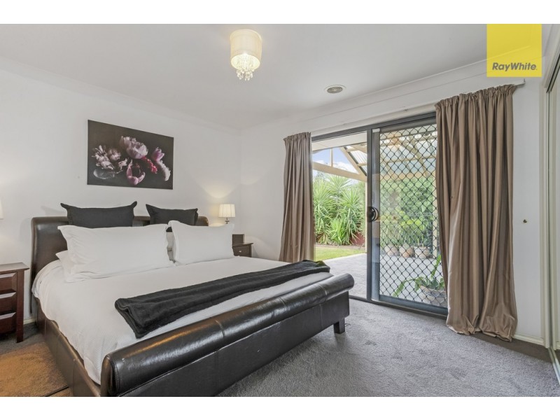 25 Kanmore Crescent, Hillside VIC 3037