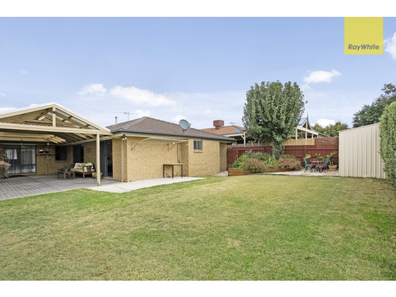 25 Kanmore Crescent, Hillside VIC 3037