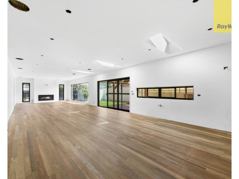 37 Bellbird Avenue, Taylors Lakes VIC 3038