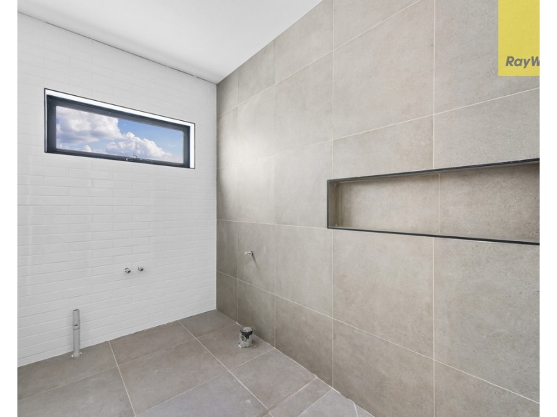 37 Bellbird Avenue, Taylors Lakes VIC 3038