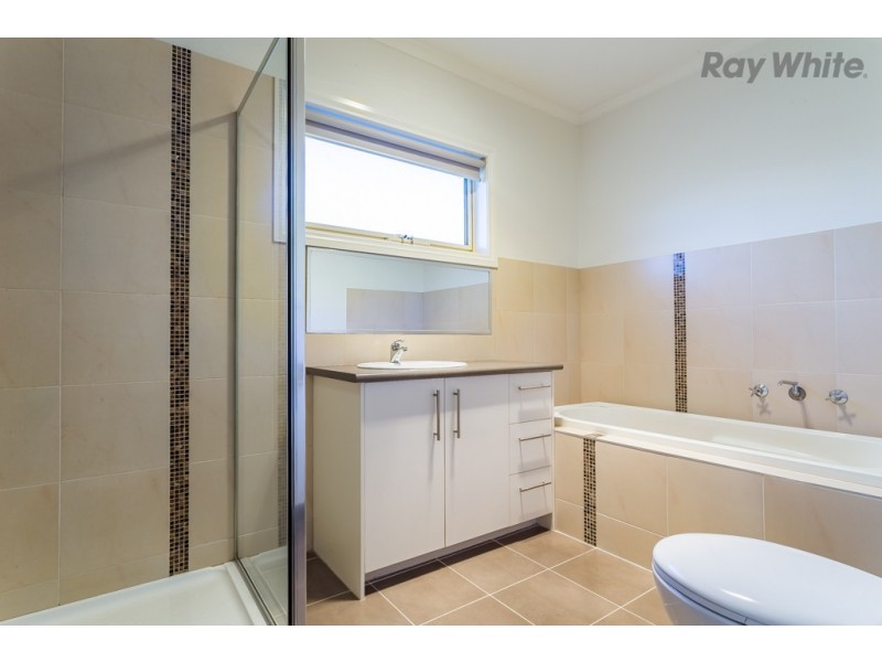 1/53 Saratoga Crescent, Keilor Downs VIC 3038