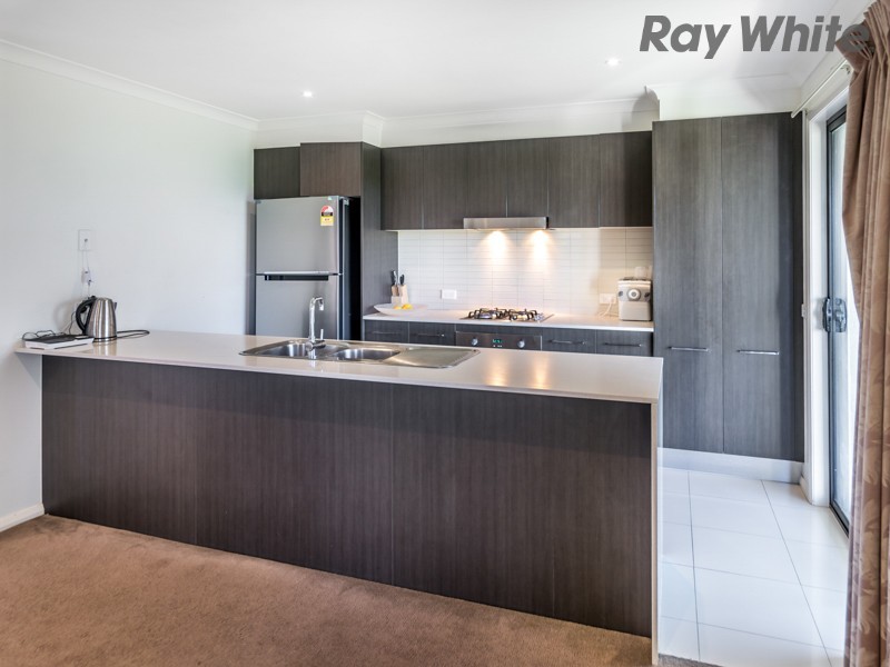 35 Belleville Close, Burnside Heights VIC 3023