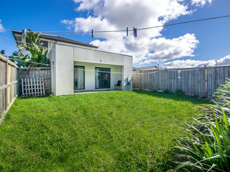 35 Belleville Close, Burnside Heights VIC 3023